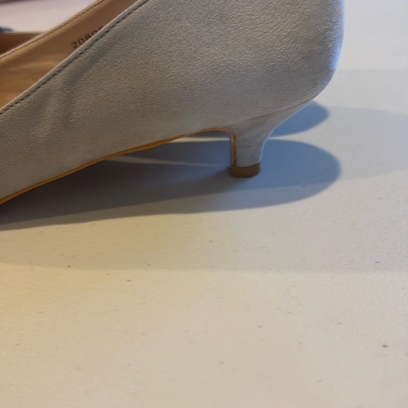 Journee Collection- Sabree suede pointed toe  Gray Ruffle kitten heels. Size 11 - Picture 2 of 12